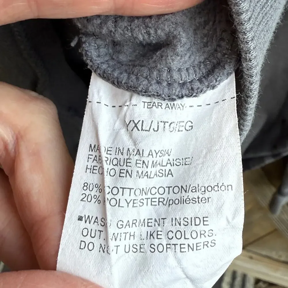 Under Armour Youth XL Black and Gray Camo Hoodie